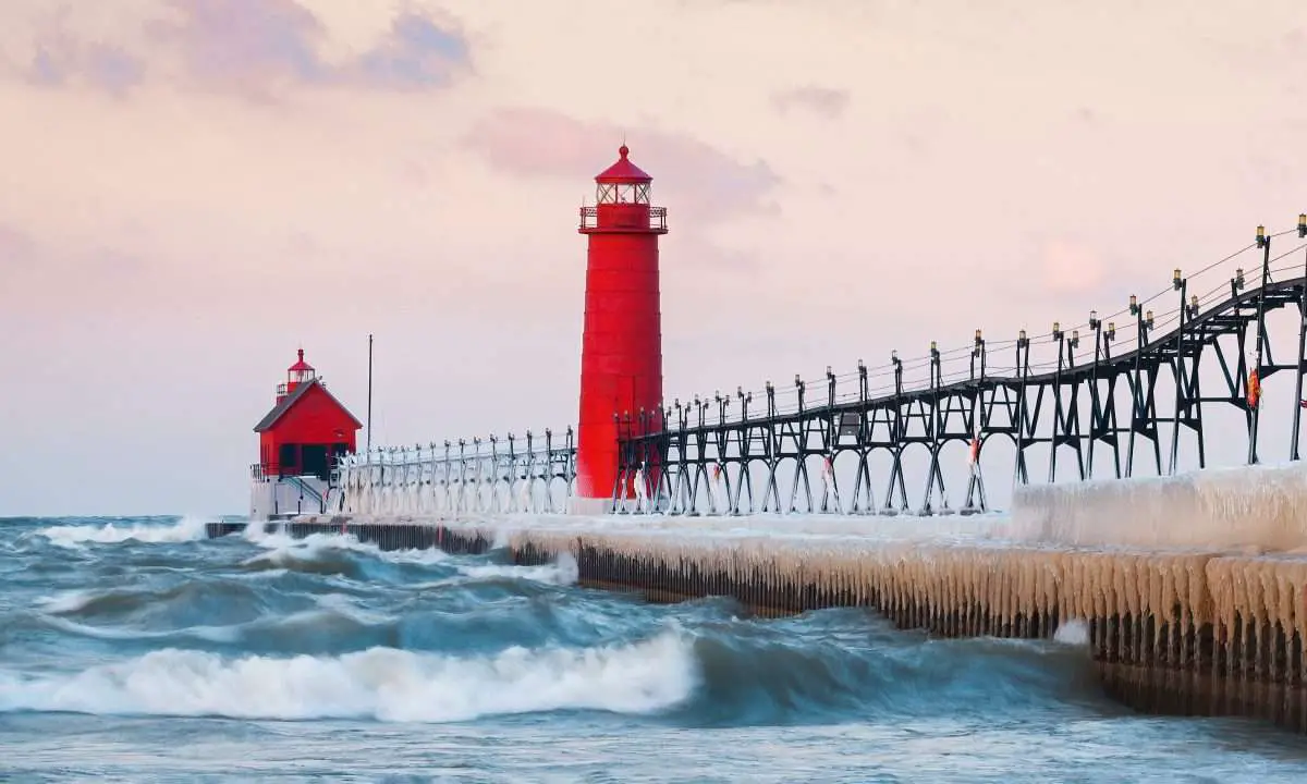 15-best-cities-to-retire-in-michigan-2022-investingfuse